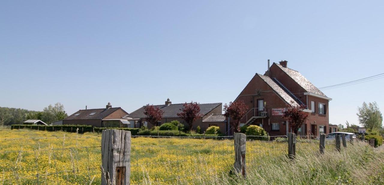Vakantiehuis Loft Andre Leke ภายนอก รูปภาพ